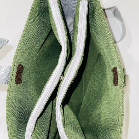 Pick Up Travel Bag - Picture 4 of 16